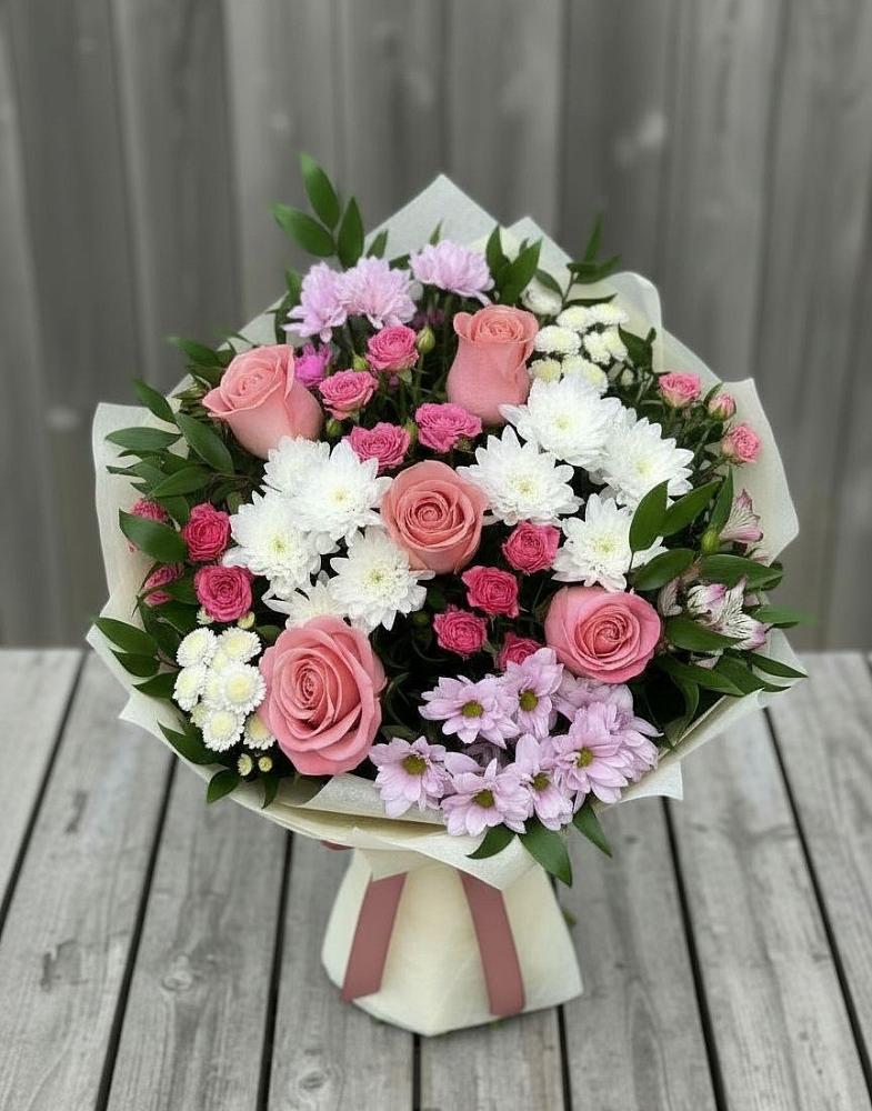 Букет цветов из: Альстромерии, Гвоздики, Розы и Хризантемы в Сафоново Смоленской области