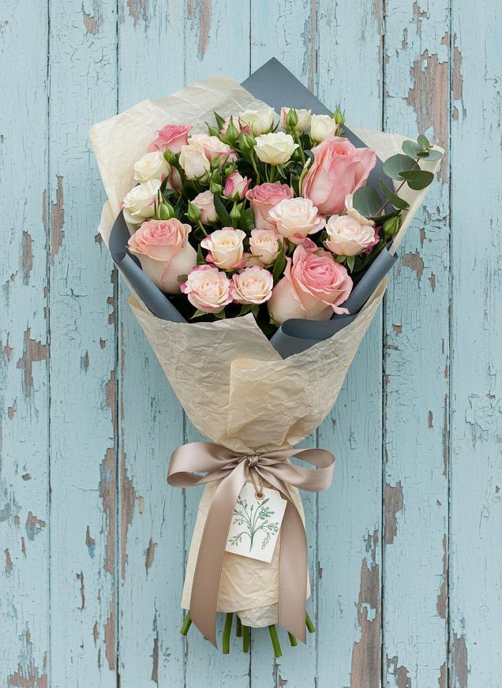 Букет цветов из: Розы в Сафоново Смоленской области