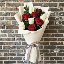 Букет цветов из:  Розы в Сафоново Смоленской области