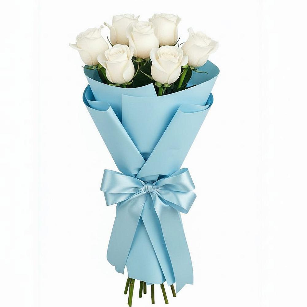 Букет 7 белых роз Проуд в Сафоново Смоленской области