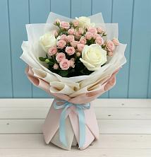 Букет цветов из:  Розы в Сафоново Смоленской области