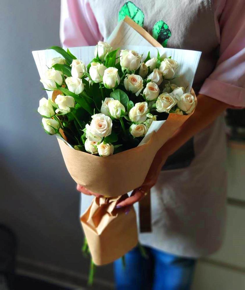Букет цветов из: Розы в Сафоново Смоленской области