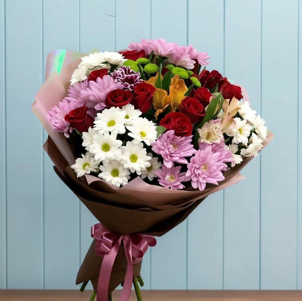 Букет цветов из: Розы, Хризантемы и Альстромерии в Сафоново Смоленской области
