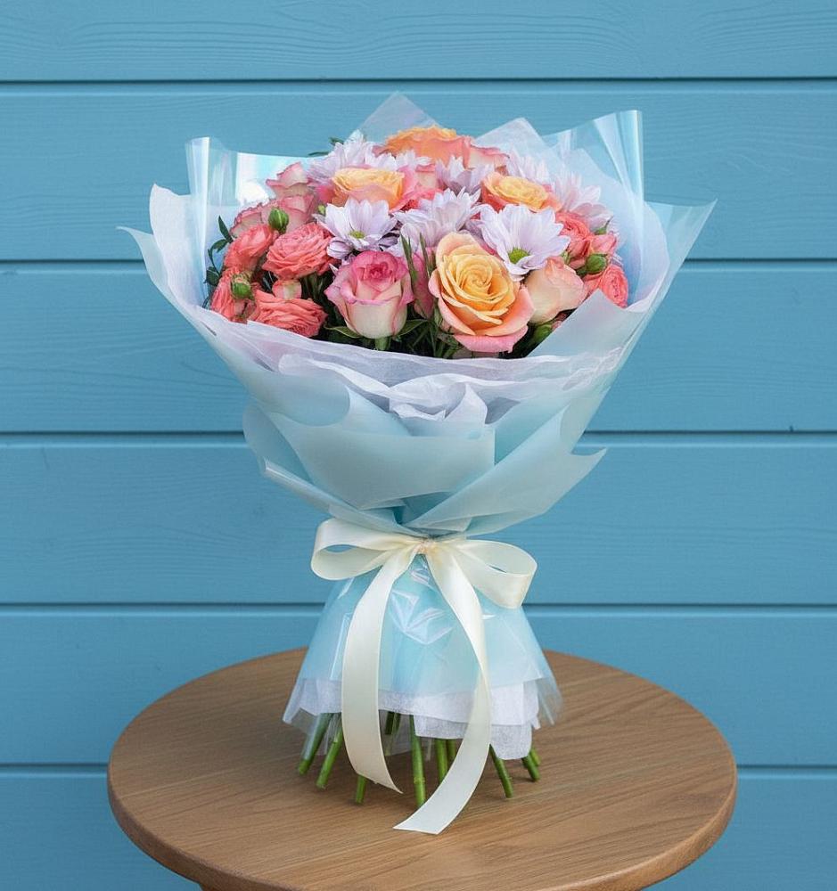 Букет цветов из: Хризантемы и Розы в Сафоново Смоленской области