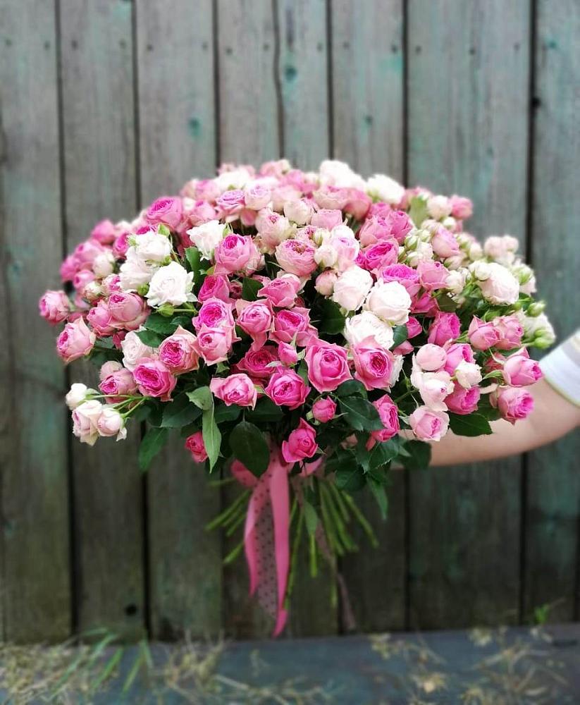 Букет Розовые кустовые розы Натали и Лав Лидия в Сафоново Смоленской области