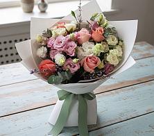 Букет цветов из:  Розы, Лизиантусы и Гвоздики #REPLACE_PRED# Сафоново Смоленской области