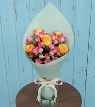 Букет цветов из:  Розы в Сафоново Смоленской области