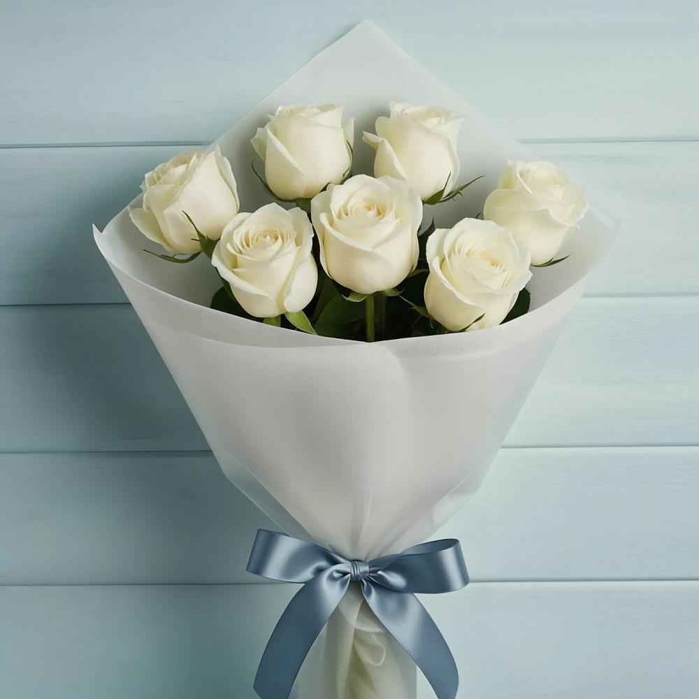 Букет 7 Белых роз Эдлесс Лав в Сафоново Смоленской области