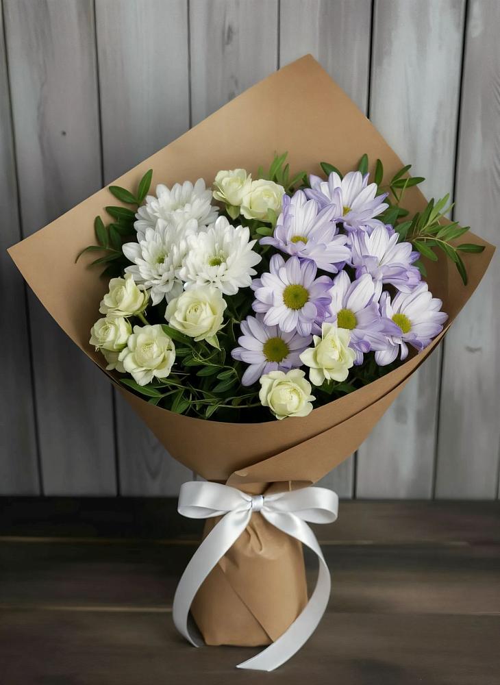 Букет цветов из: Хризантемы и Розы в Сафоново Смоленской области